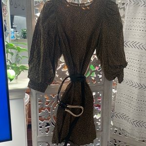 Gold and Black  Multi Print Balloon Sleeves Stylish Dress Size M.